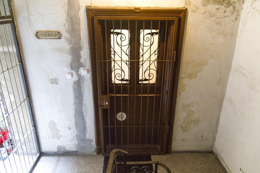 Authentic Budapest Apartment Стая снимка